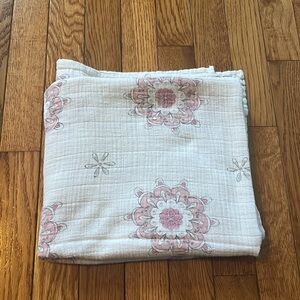 Aden & Anais Cotton Baby Blanket Swaddle Cozy GrayPink Nursery Paisley